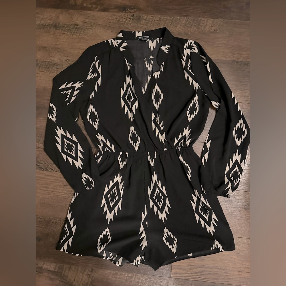 LIKE NEW ROMPER